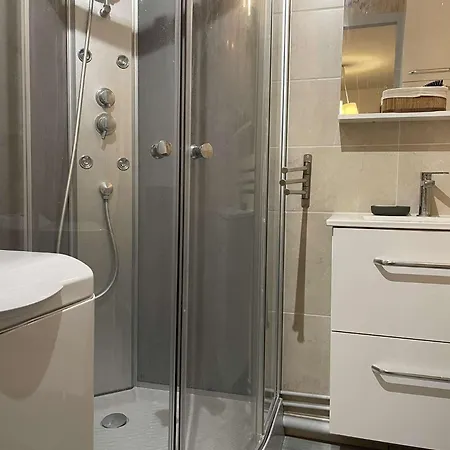 Appartement Appt 2 Pieces - Lr090-d122